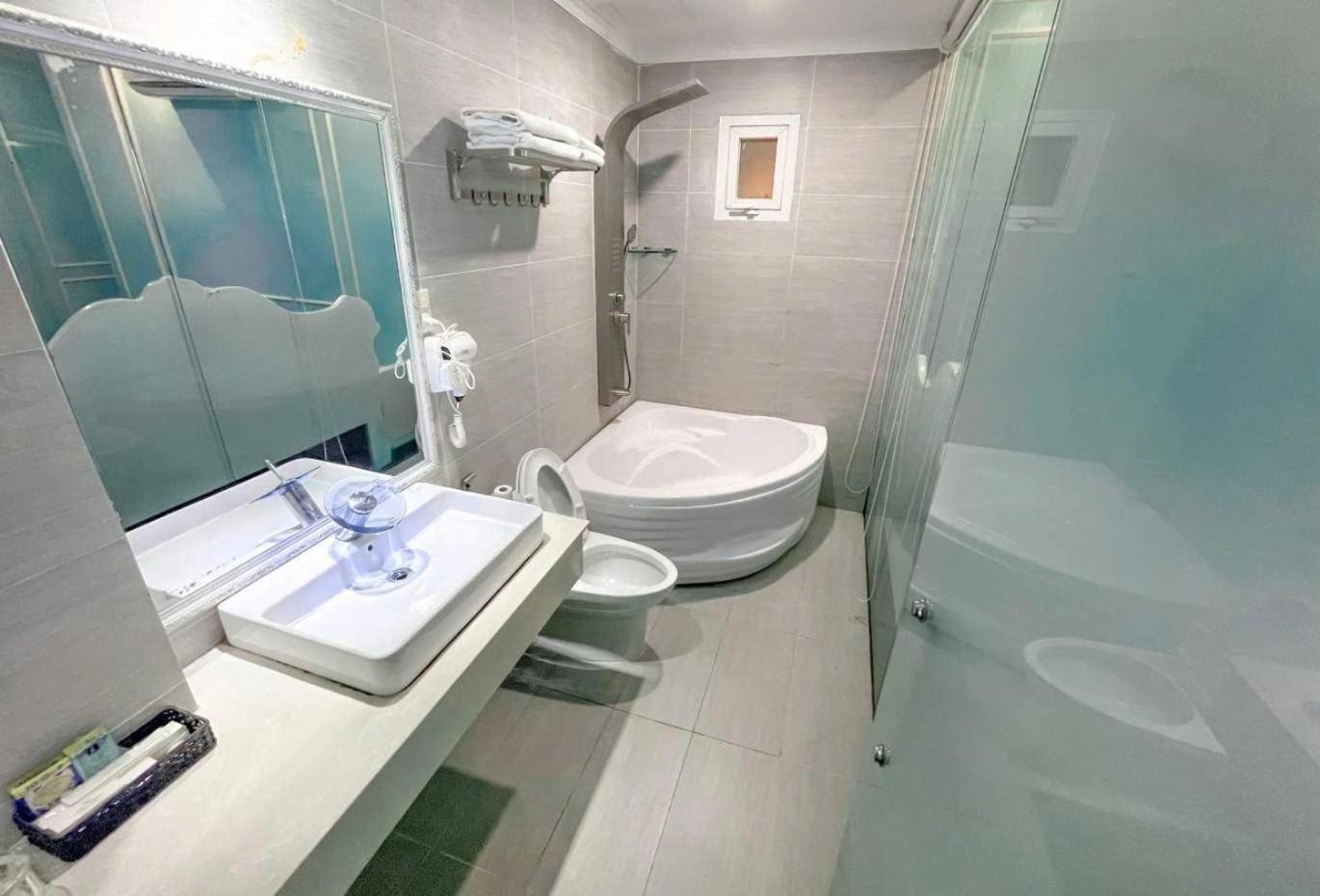 Khai Hung Hotel Binh Chanh Ho Chi Minh-byen Eksteriør bilde